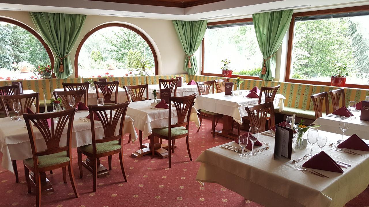 Hotel Mozart Landeck Zewnętrze zdjęcie